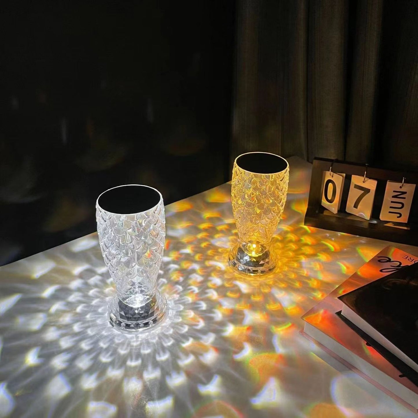 Fish Scale LED Lamp